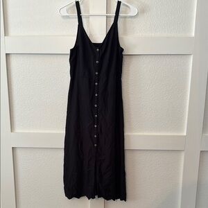 Black dress with eyelet bottom XS